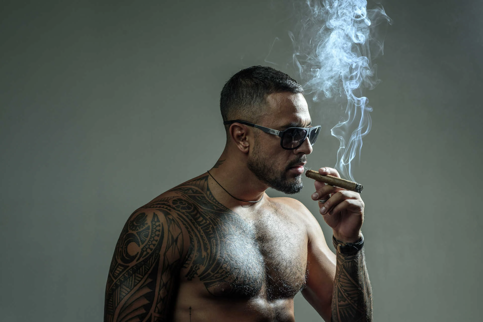 Smoking and bodybuilding